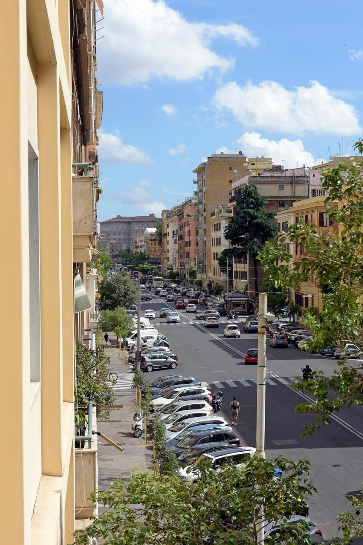 Apartment Vatican Domus Clavdia 2-bdr Rom