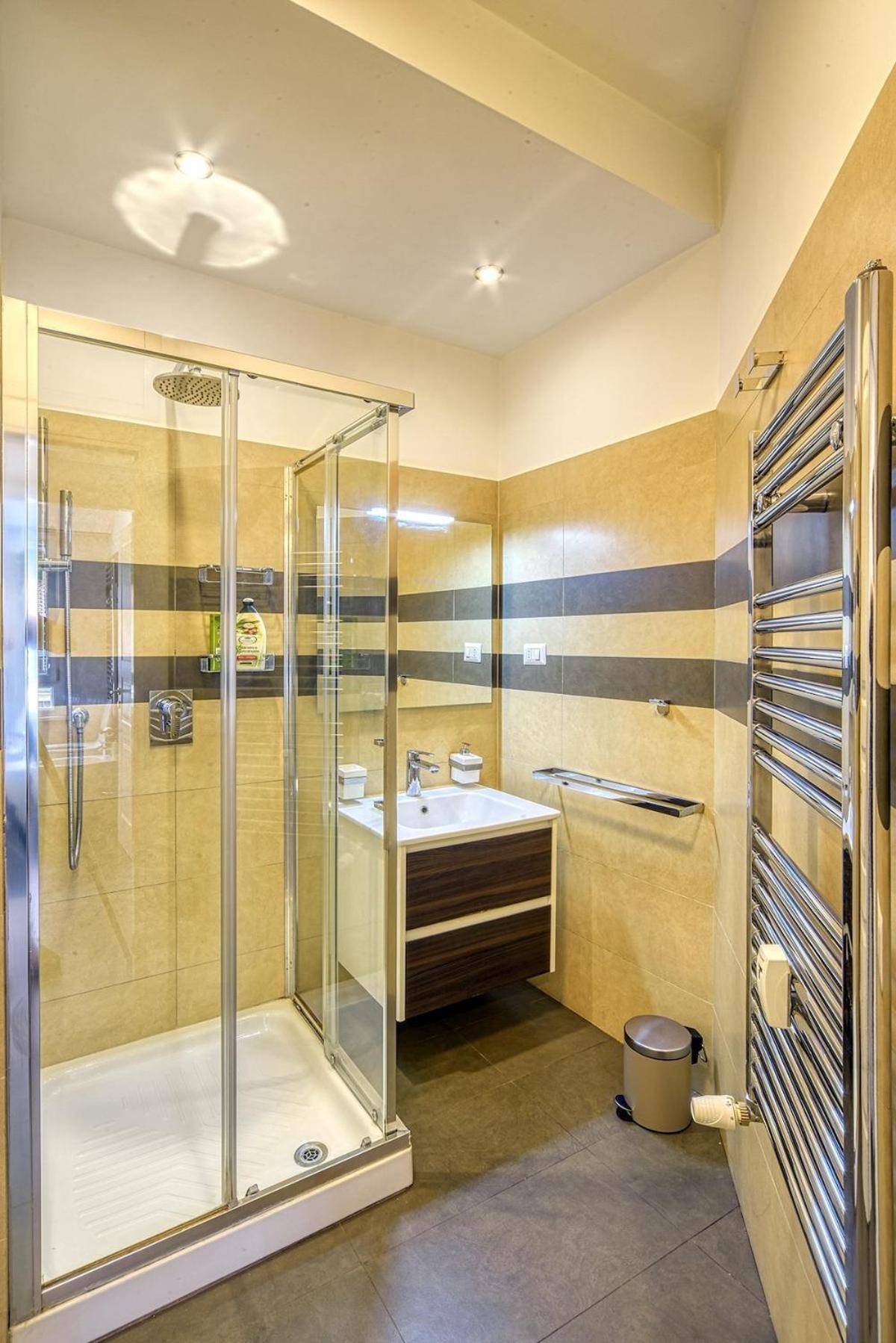 Apartment Vatican Domus Clavdia 2-bdr Rom